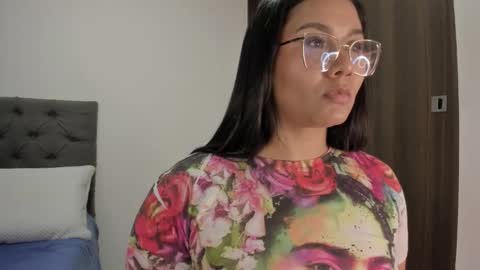      online show from October 24, 3:07 am