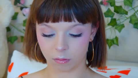 ElisabethDavis online show from April 29, 4:34 pm