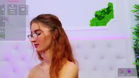 ElisaCharm online show from December 4, 4:01 am