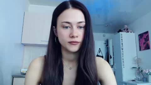 Elis online show from April 16, 6:24 am