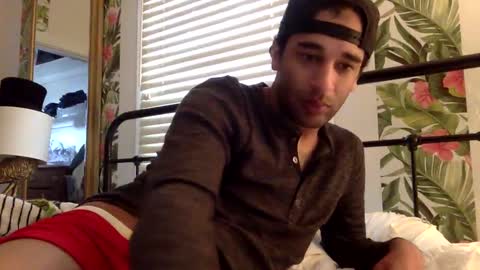 elisharay95 online show from February 16, 9:27 pm