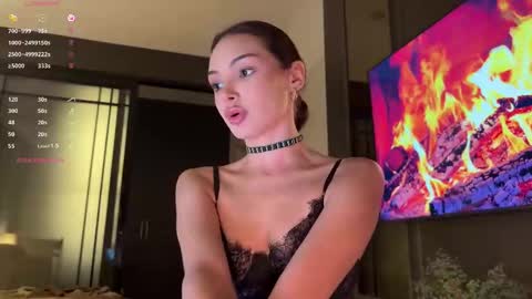 Nina online show from October 18, 5:17 pm