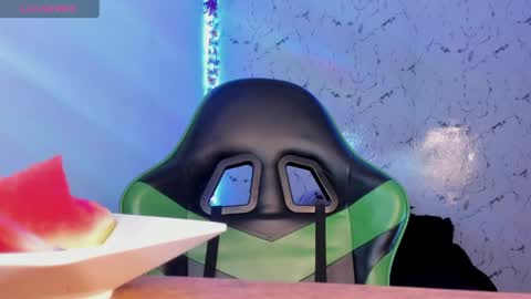 E L I S S A online show from April 18, 2:46 am