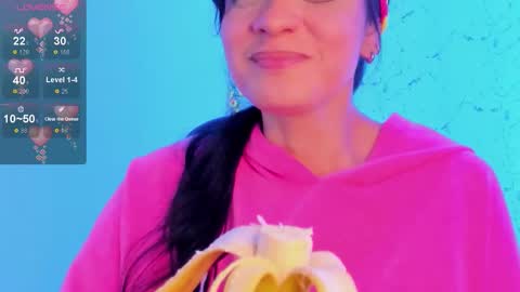 E L I S S A online show from January 16, 3:04 am