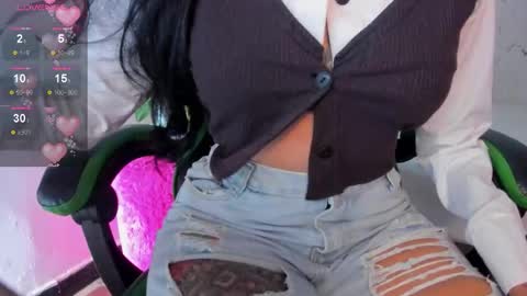 E L I S S A online show from January 13, 1:57 am