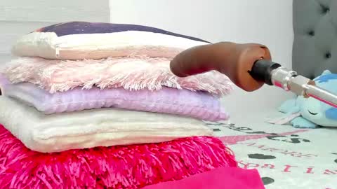 ELIZA online show from April 19, 3:29 am