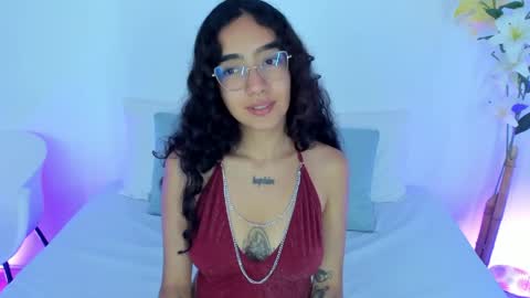 Elizabeth  online show from April 21, 7:54 pm