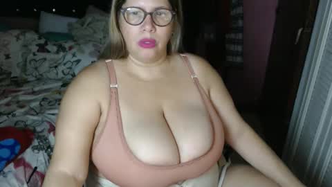 Elizabeth online show from October 12, 10:30 am