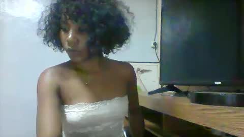 elizagayah online show from February 24, 7:39 pm