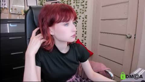 Eliza online show from June 30, 9:46 pm