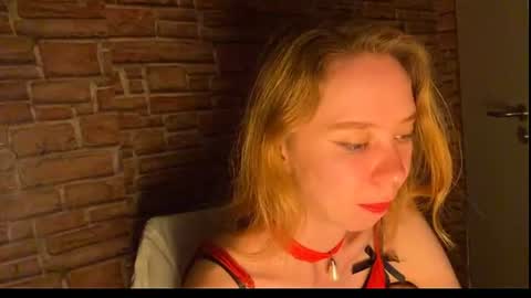 Eliza online show from July 21, 5:48 pm