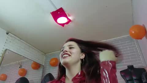 Snapshot of elizatex chatting on October 20, 11:21 pm online show from October 20, 11:21 pm