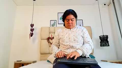 Eliza online show from September 27, 11:52 am