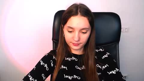 elizsun online show from November 15, 7:54 am