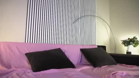 elizzza_ online show from September 17, 5:44 am