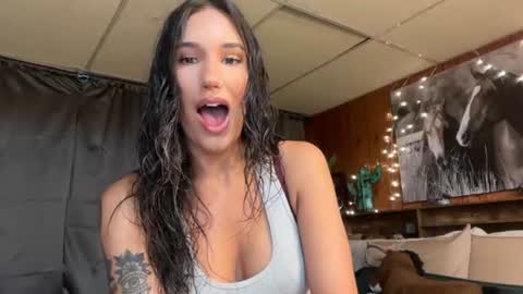 Ella online show from July 9, 1:15 pm