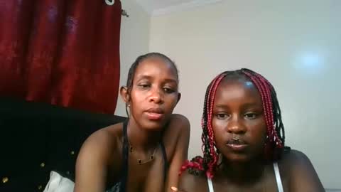ella3_ online show from June 3, 9:23 am