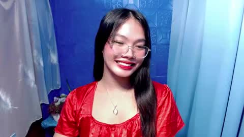 Ella online show from December 15, 3:35 am