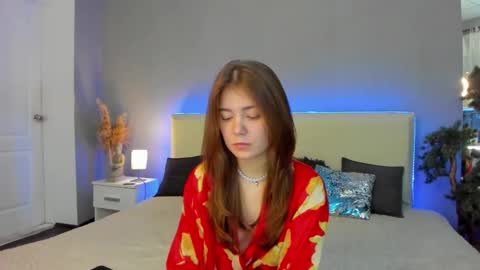 Ella Mayers online show from February 23, 4:57 pm