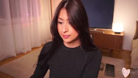 Snapshot of ella_owen chatting on February 18, 9:09 pm ELLA OWEN online show from February 18, 9:09 pm
