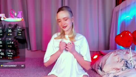 Ella online show from February 22, 2:09 pm