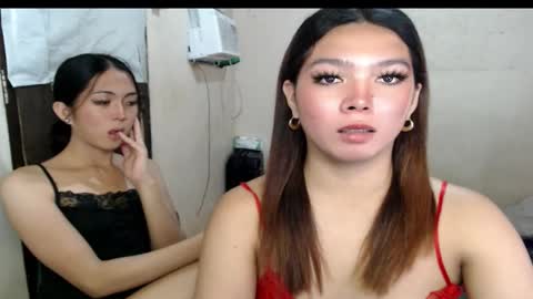 ELLAH online show from December 5, 3:39 am