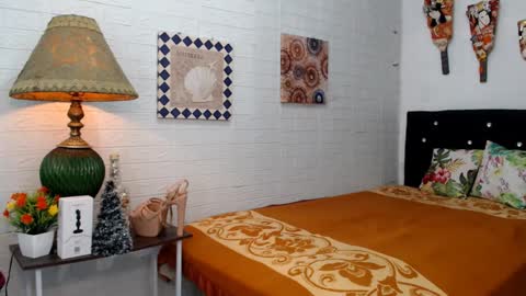 CINDERELLA online show from January 9, 4:08 am