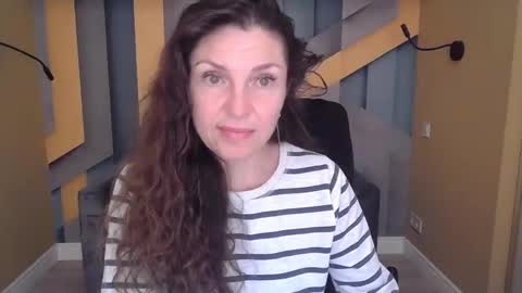 EllaLongs online show from November 2, 12:27 pm