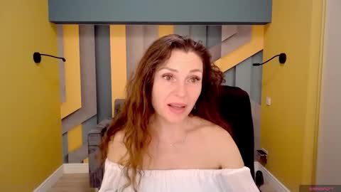 EllaLongs online show from February 18, 12:28 pm