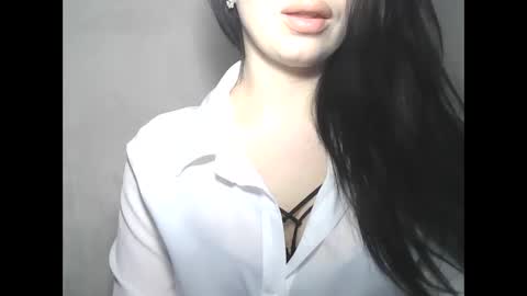 Snapshot of elle010843 chatting on January 28, 6:17 pm elle010843 online show from January 28, 6:17 pm