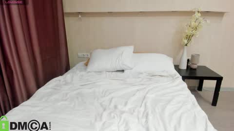 elle_ellise online show from October 9, 1:11 am