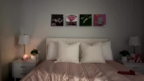 Ellebby7 online show from January 15, 4:32 am