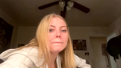 ellejess online show from March 3, 4:58 pm