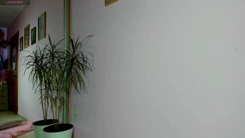 rosi online show from April 21, 2:51 am