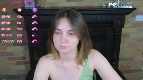 Ellie online show from June 14, 10:45 pm