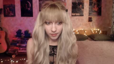 ellie_friendly online show from January 30, 12:06 pm