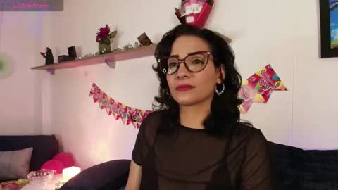 elliee1 online show from September 15, 3:02 pm