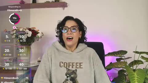 elliee1 online show from February 13, 3:56 pm