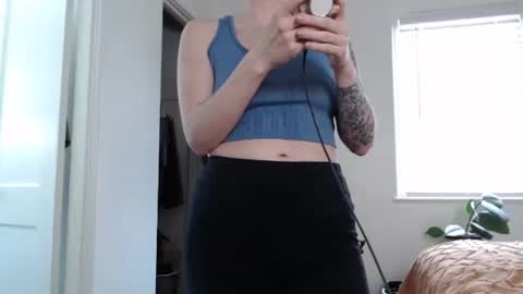 Ellie Rowyn online show from April 23, 7:26 pm