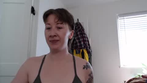 Ellie Rowyn online show from May 21, 9:21 pm