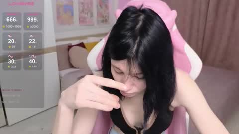 Snapshot of ellinblare chatting on October 17, 10:03 pm Ellin online show from October 17, 10:03 pm