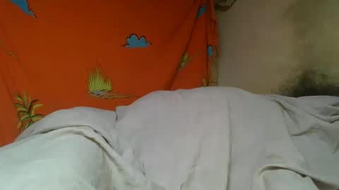 Ellodi online show from May 23, 4:19 am
