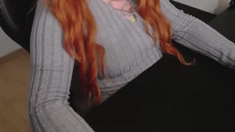 Elly online show from January 14, 4:26 pm