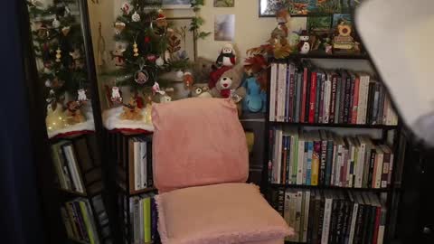 Elly Naomi online show from December 21, 11:22 pm