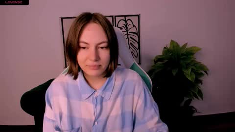 elma_lily online show from October 11, 7:57 am