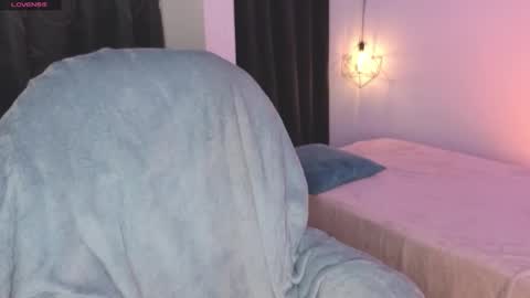 Eloise  . online show from November 13, 5:21 am