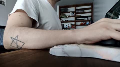 elriclust online show from April 23, 12:29 pm