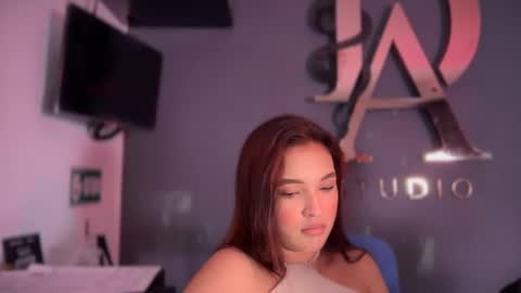Snapshot of elsa_koch chatting on September 25, 9:11 pm ELSA online show from September 25, 9:11 pm