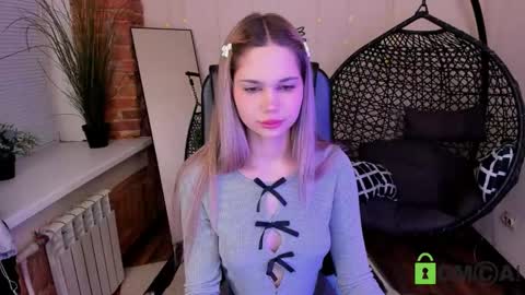 elvi7z online show from February 11, 3:05 pm