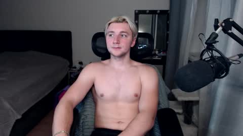 Elvin Vaenight online show from October 8, 10:38 pm